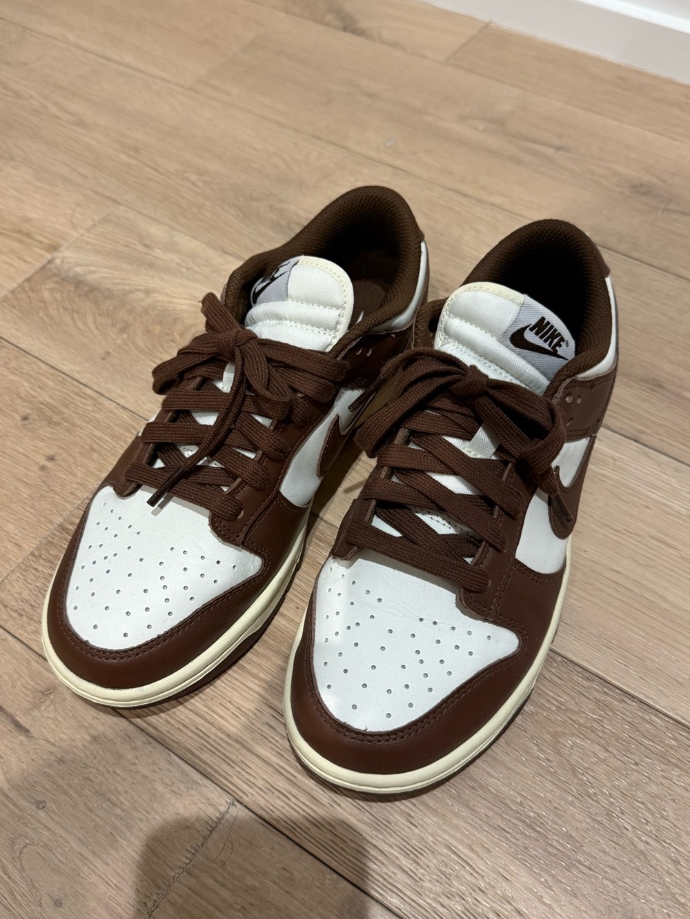 Nike Dunk Low Women’s Sneakers - Picture 6 of 10